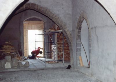 1985 colocación puerta del museo