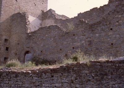 1981-82 fachada principal antes de la restauración